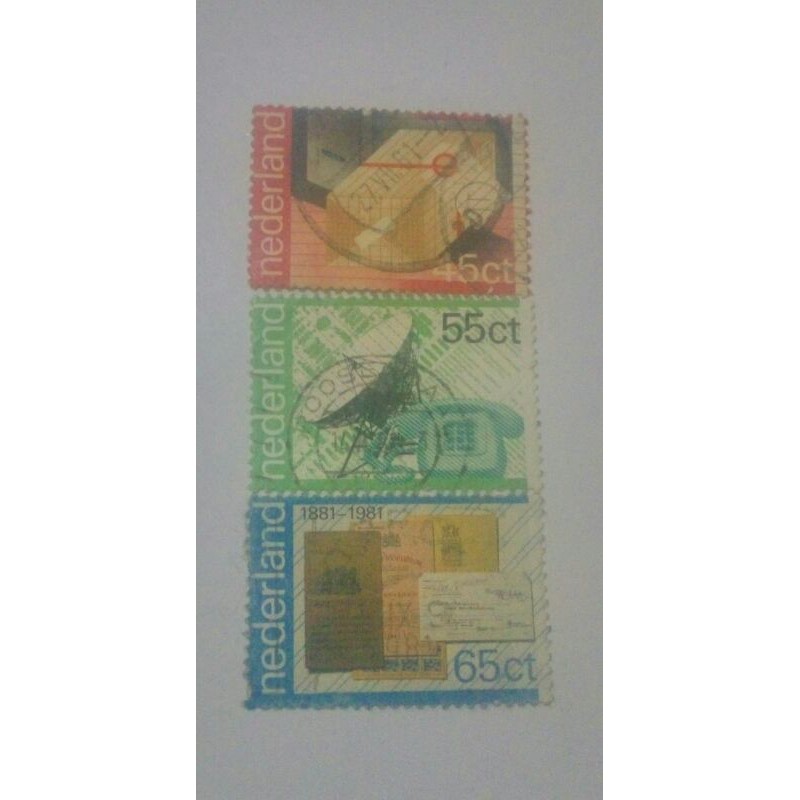 

Perangko Belanda 1981 set Peringatan 100 tahun Pos dan Pelayanan Telegram