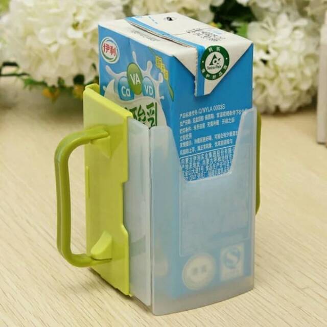 LZ.B8 Ready Surabaya. Milk Holder. Foldable cup. Pegangan susu kotak