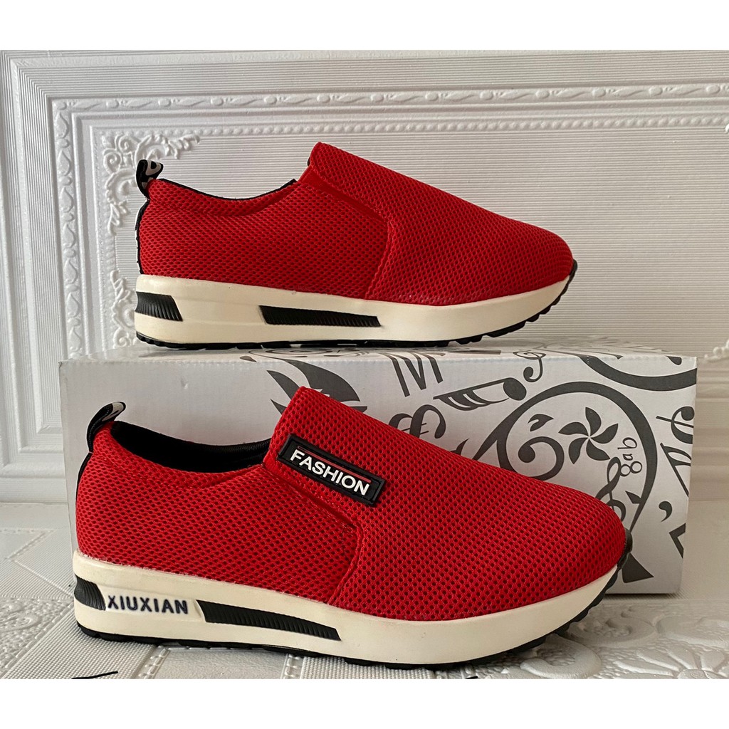 sepatu fashion wanita / sepatu import wanita