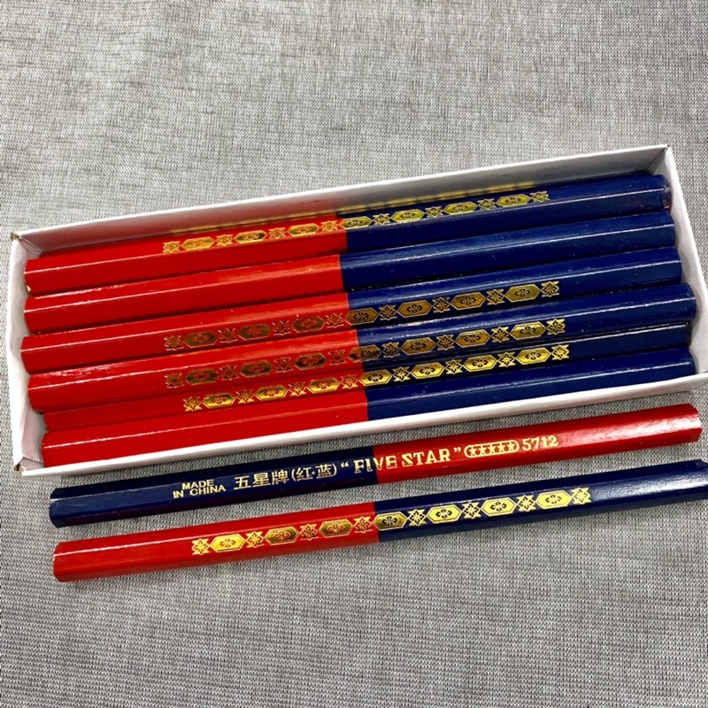 Flue Star Red and Blue Pencil / Pensil Merah Biru Besar / Pensil Pola Merah Biru