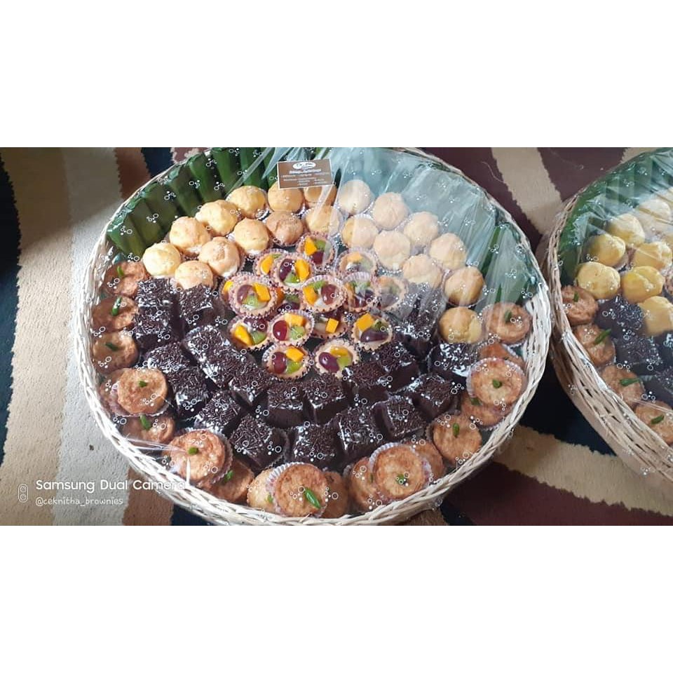 

Ceknitha kue Tampah kekinian isi kurleb 110 pcs