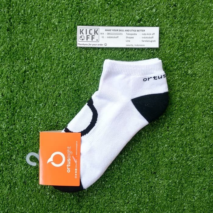 KAOS KAKI SEKOLAH/ KAOS KAKI OLAHRAGA ORTUSEIGHT RAPID SOCKS A - WHITE