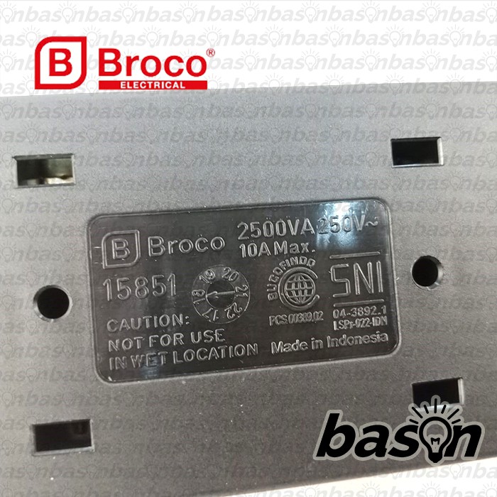 BROCO 15851 Stop Kontak 5 Lubang 10A Arde + Kabel 1.5 m + Switch + CP