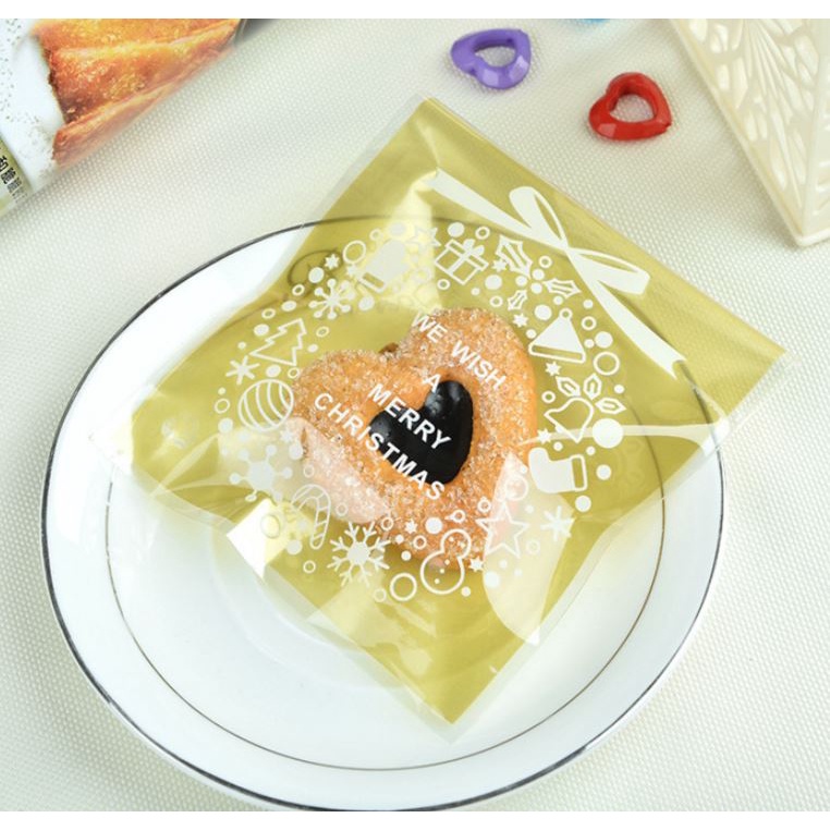

PLASTIK KUE PERMEN COKLAT COOKIES NATAL CHRISTMAS - 10X10 GOLDEN WREATH