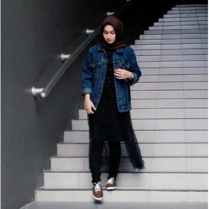 Jaket Wanita Jeans Biondy Biondi Kekinian Jaket jeans wanita terbaru Jaket Biondy wanita