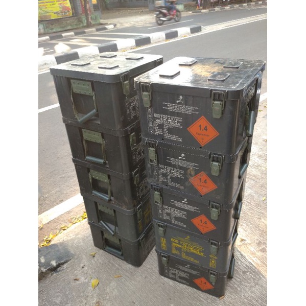 Box Kotak Plastik Bekas Amunisi