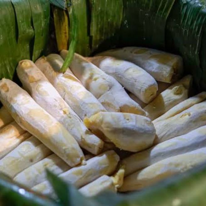 

Tape Singkong Apuy Makan Tradisional Berat 1 Kilo gram