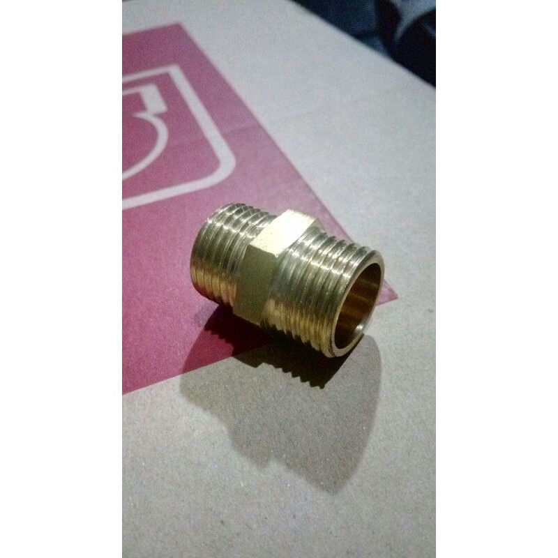 sambungan kran kuningan