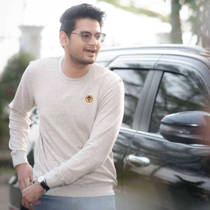 sweater cowok premium/ Urgan/ banyak pilihan warna dan motif/ lagi promo bayar di tempat (COD)