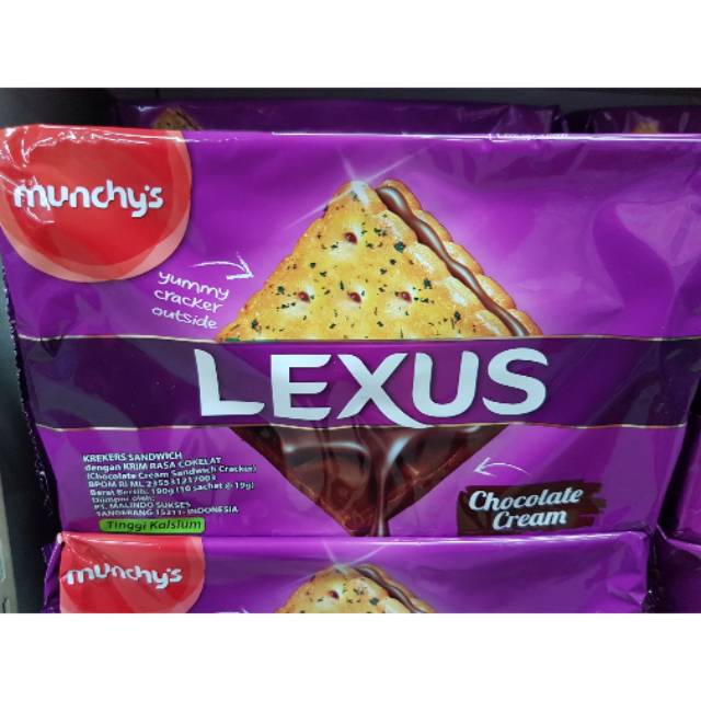 

LEXUS cream Crackers