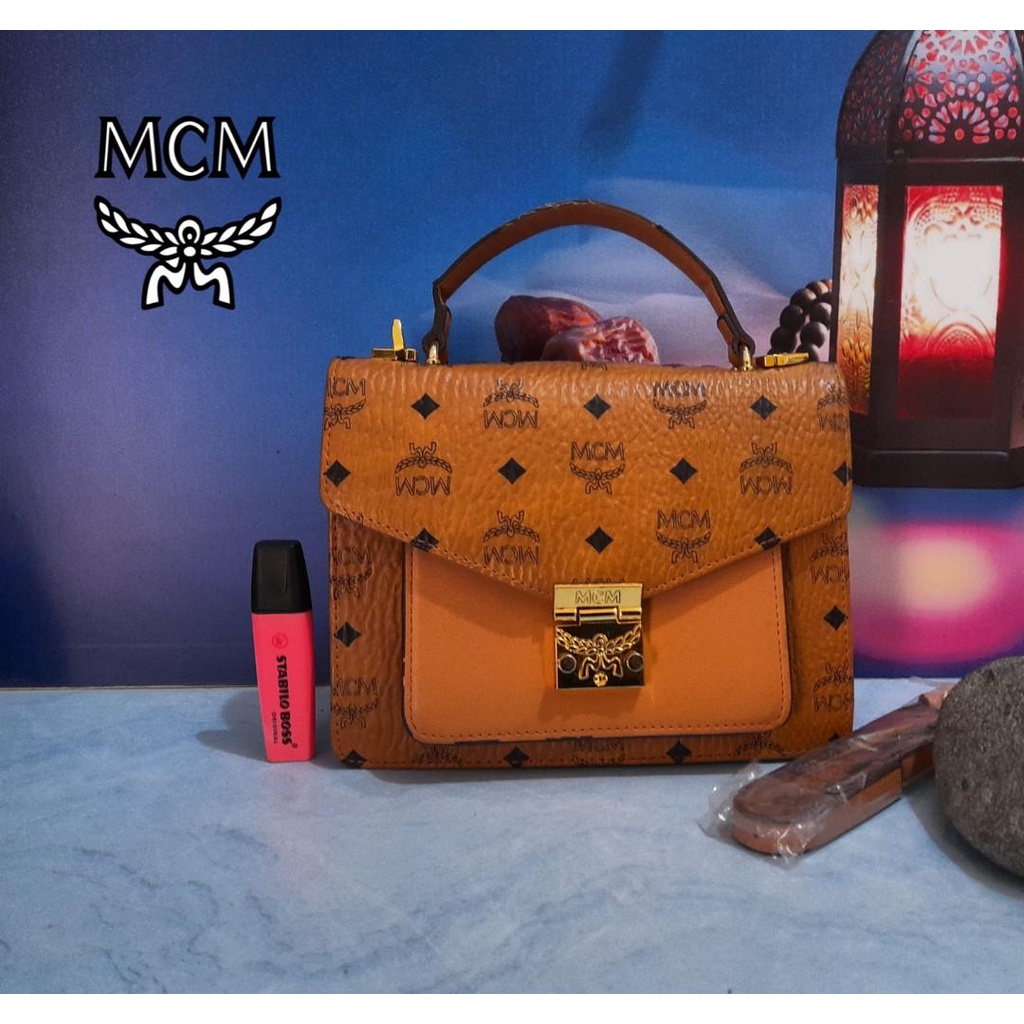 Tas Mcm Patricia Medium Satchel Bag