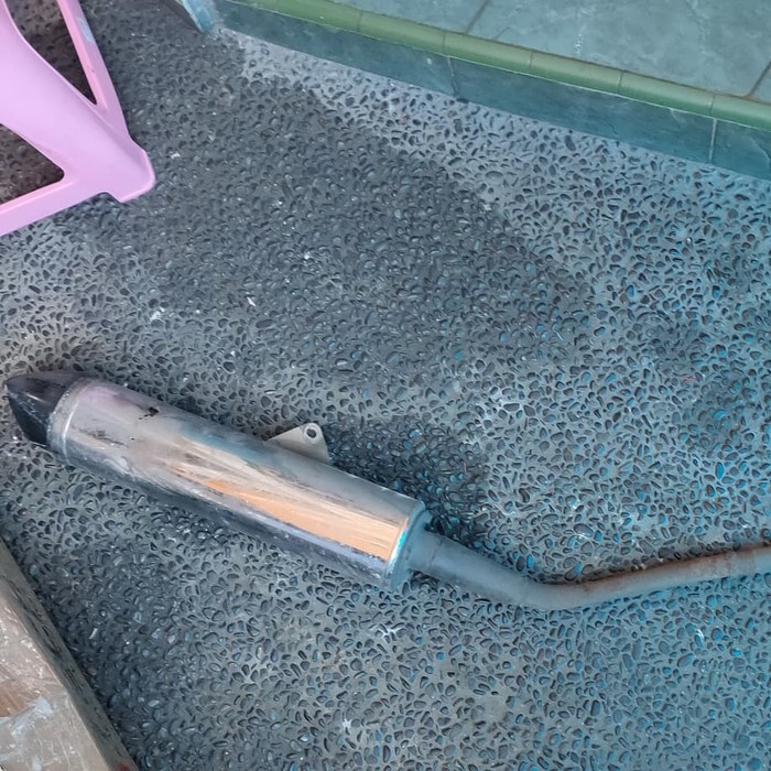 ssm-46 Knalpot Sonic model Satria FU Original Bobokan Bekas Fullsistem