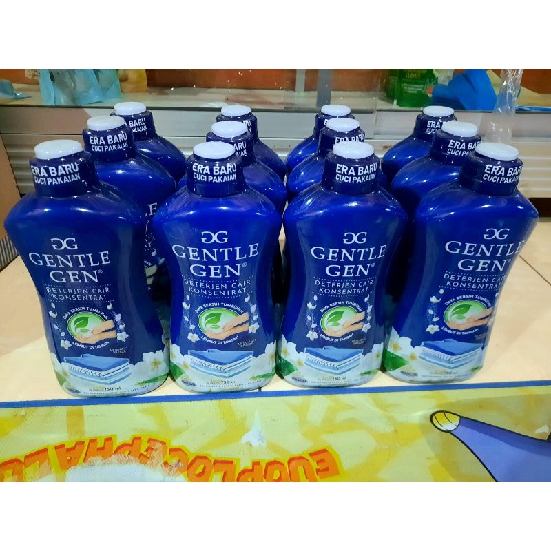 GG Gentle Gen Deterjen Cair Konsentrat isi 750 ml botol