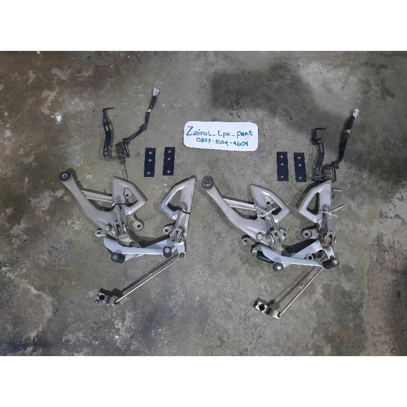 footstep yamaha mt15 plus breket pnp vixion