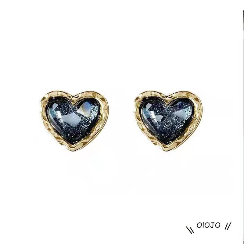 Anting Stud Bentuk Hati Warna Emas Untuk Wanita ol2