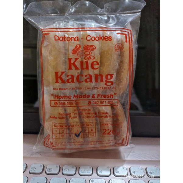 

KUE KACANG ENAK dan GURIH