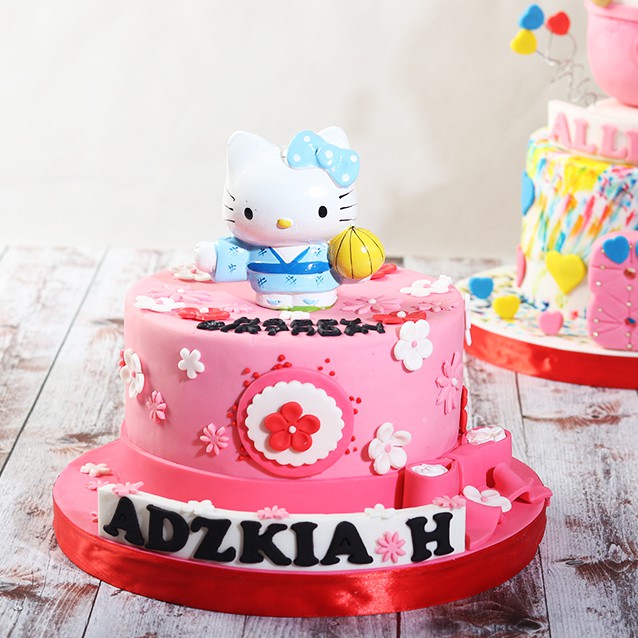 

Kue Ulang Tahun model Hello Kitty / Diameter 16 cm / Kue Coklat