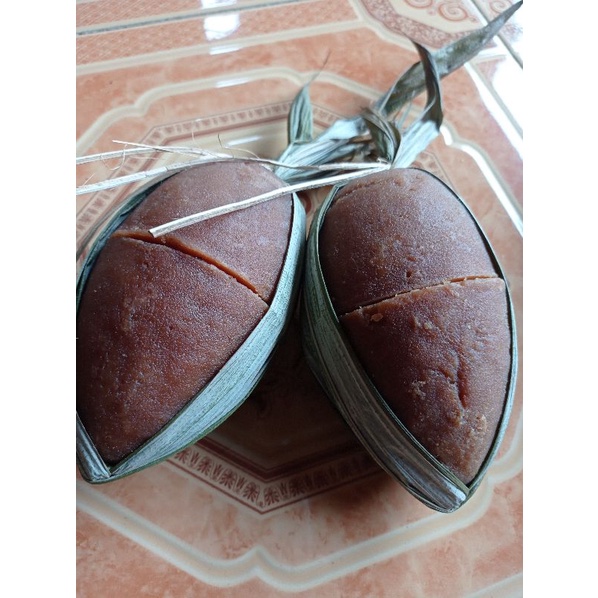 

Gula aren (isi 2 hulu/4 batok).100% asli. harga naik turun