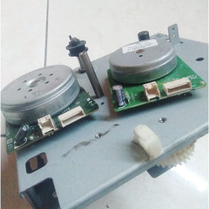 BLDC MOTOR GEARED DOUBEL MOTOR 24V DC