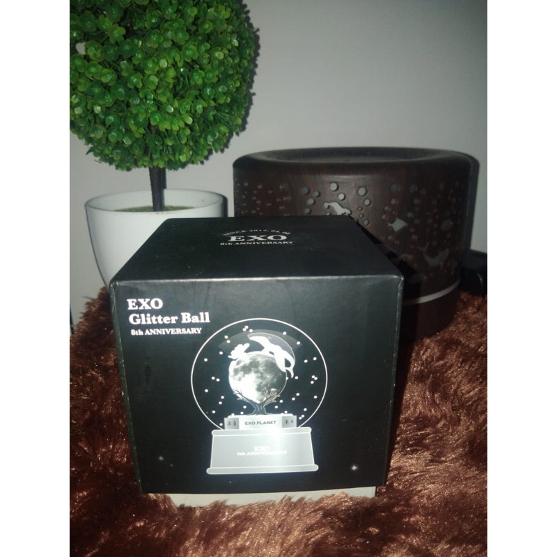 EXO GLITTER BALL 8th anniversary EXO