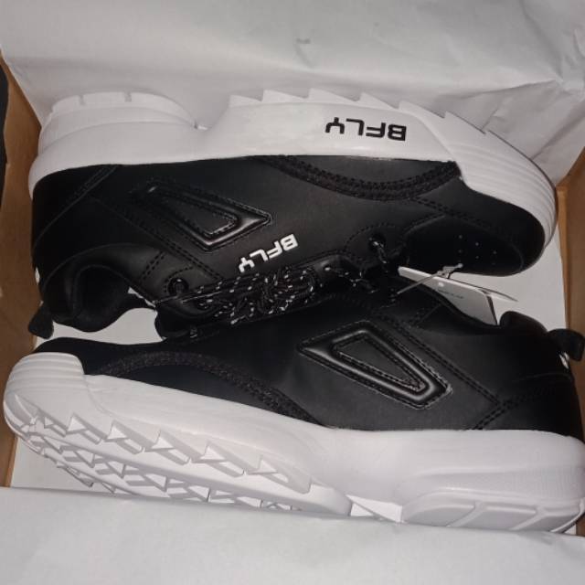 Sepatu BFLY