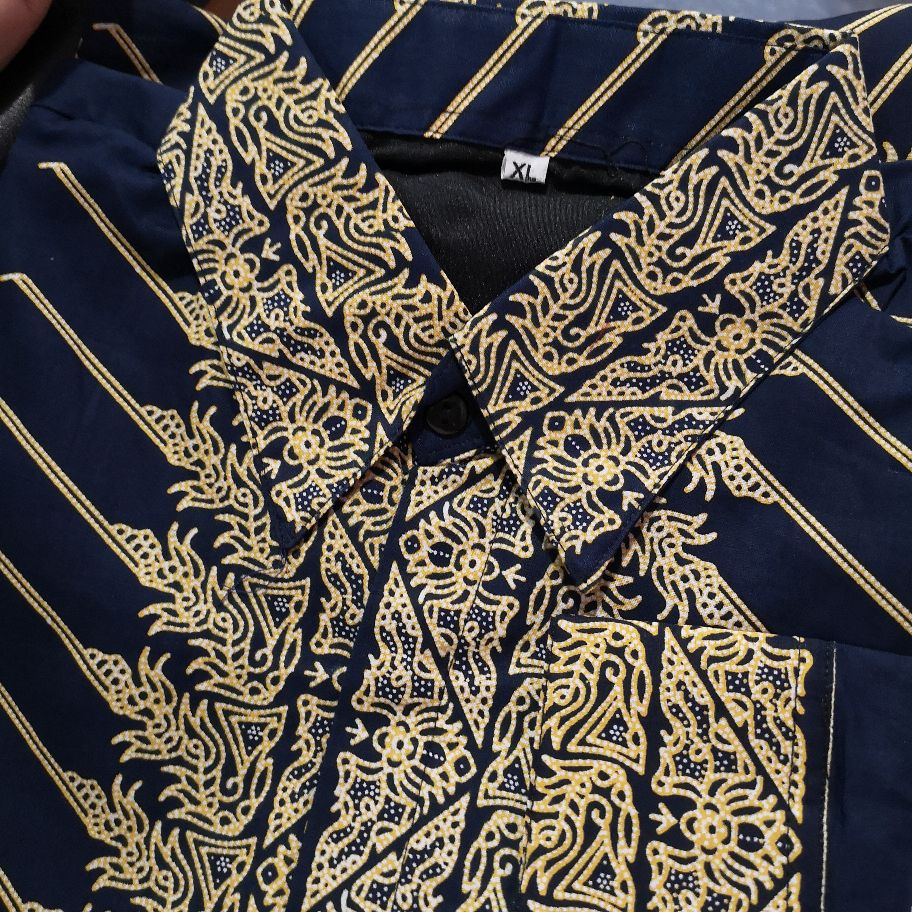 Modang Navy Kemeja Batik Pria Lapis Furing Katun Primisima Fashion Batik Solo Batik Pria Eksklusif
