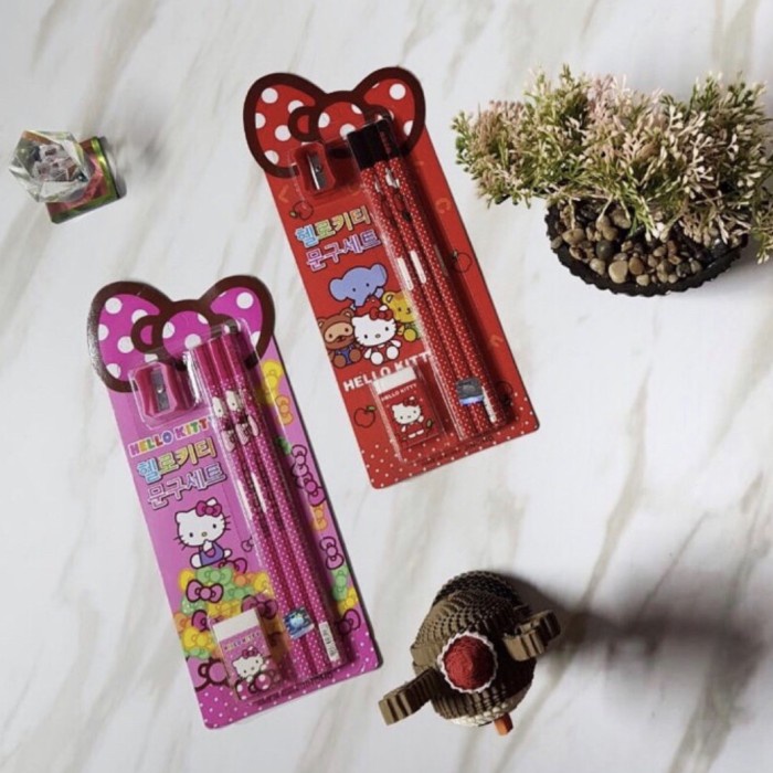 

Menakjubkan Hello Kitty Sanrio Stationery Set Diskon