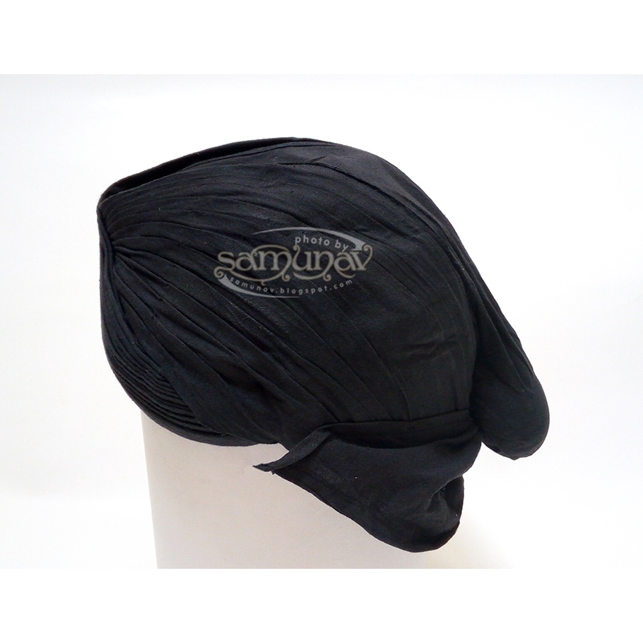 BLANGKON SUNAN HITAM POLOS HALUS