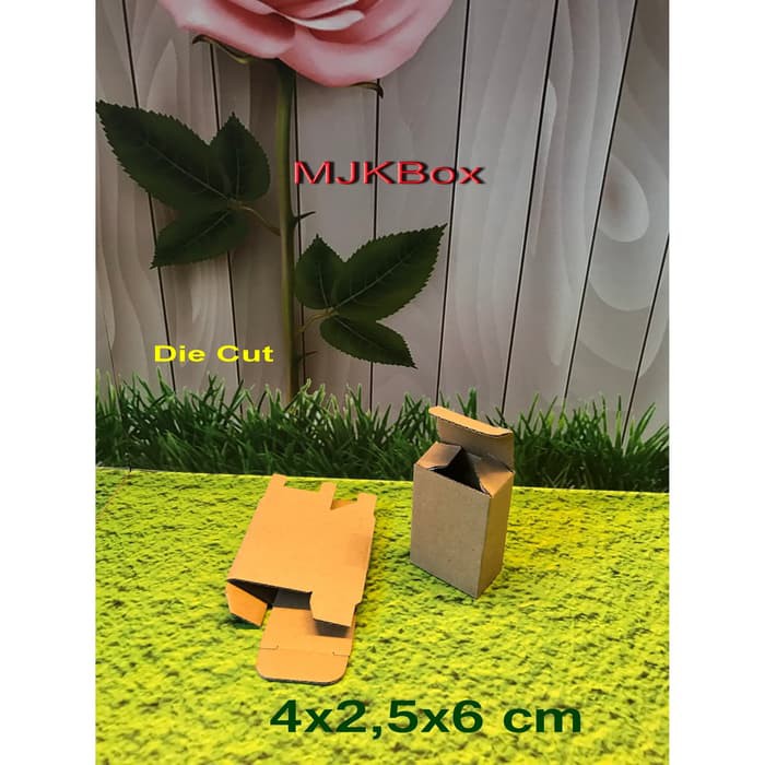 

SALE kardus karton box Uk. 4x2,5x6 cm ,,,Die Cut Polos single wall minimal beli 20 pcs