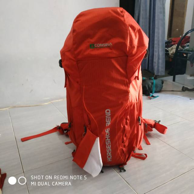 Consina Horseshoe bend 60+10 L + Rain cover