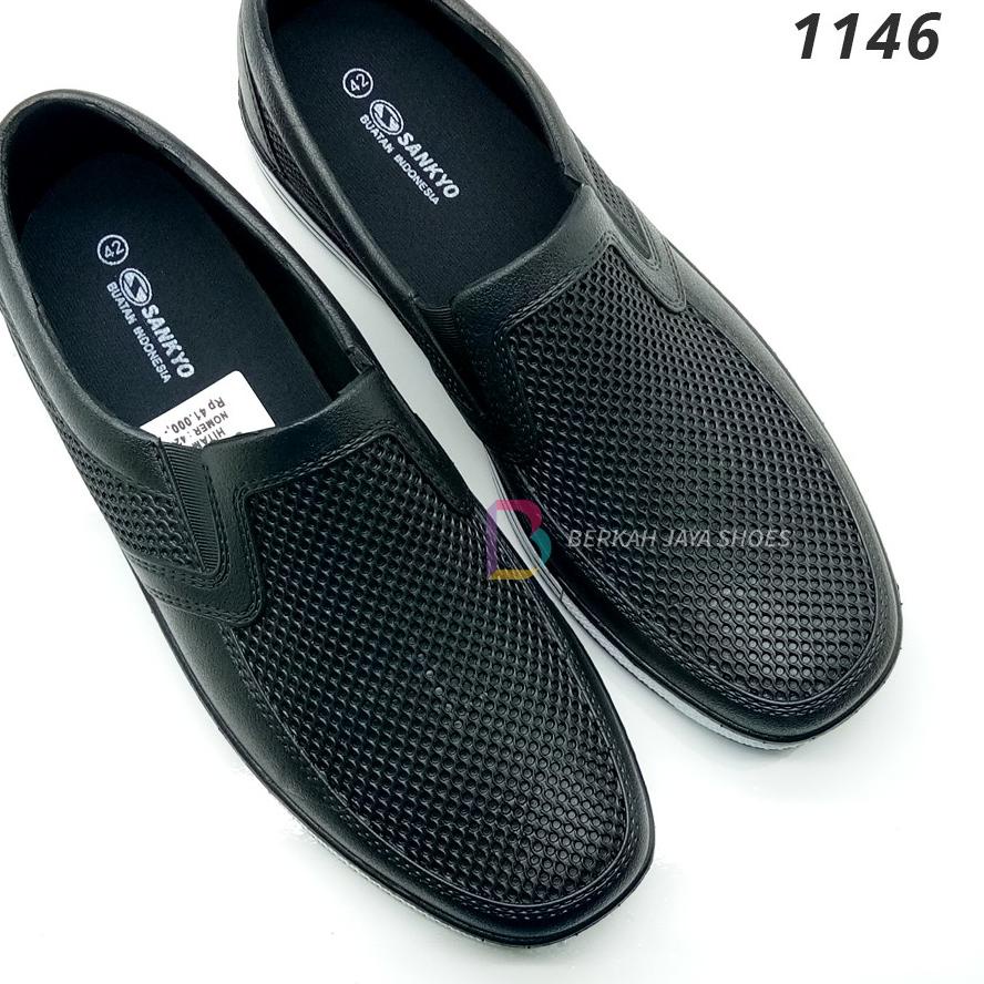 Sepatu Karet Pria - Sepatu Pantofel Karet Pria Sankyo SAF 1146