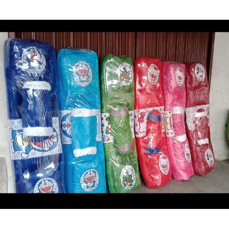 KASUR LANTAI KARAKTER SURPET BULU RASFUR BERKUALITAS SET BANTAL