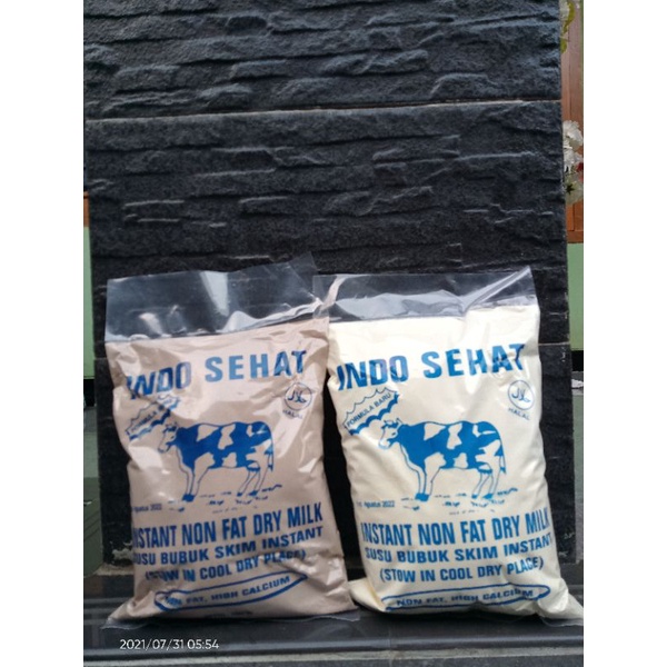 

SUSU INDO SEHAT/NON FAT 1Kg/1000gram CUTTING TERMURAH