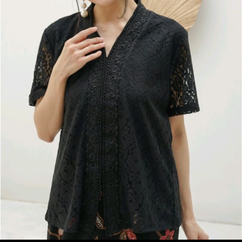 Kebaya Encim lengan pendek full brukat renda hitam