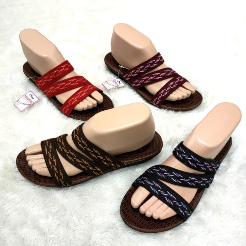 Sandal wanita terbaru... sandal fashion keren ban 3 silang motif kerlip. Felonie