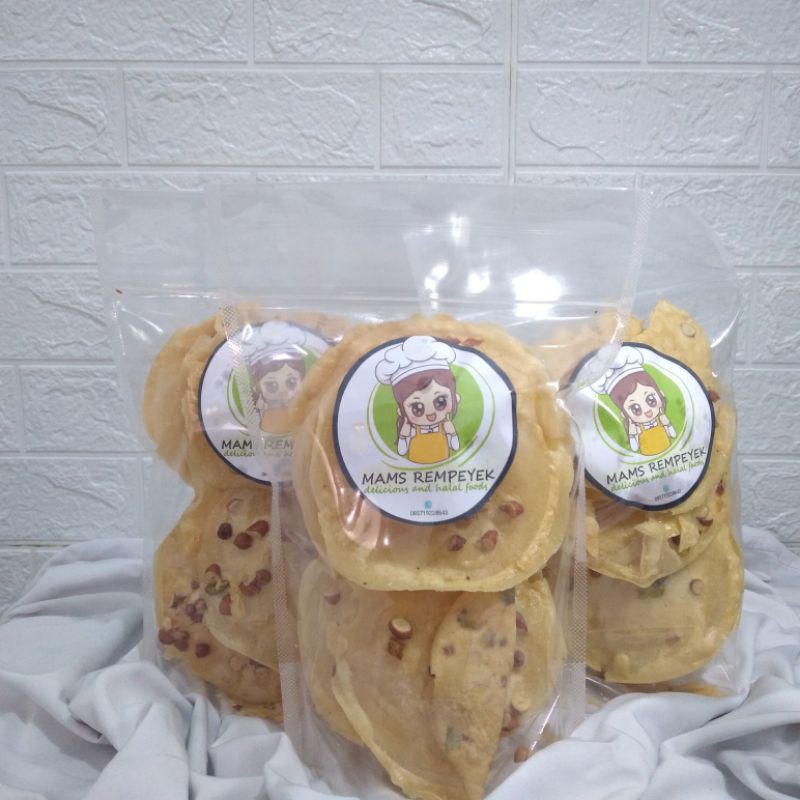 

Rempeyek Kacang Renyah Terlaris Di Banten MAMS REMPEYEK