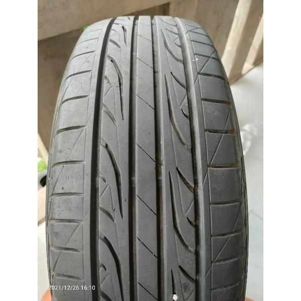 BAN MOBIL DUNLOP 215/70 R15 SECOND COPOTAN ORIGINAL