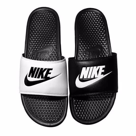 SANDAL PRIA WANITA NIKE BENASSI SLOP SWOOSH ORI Black White