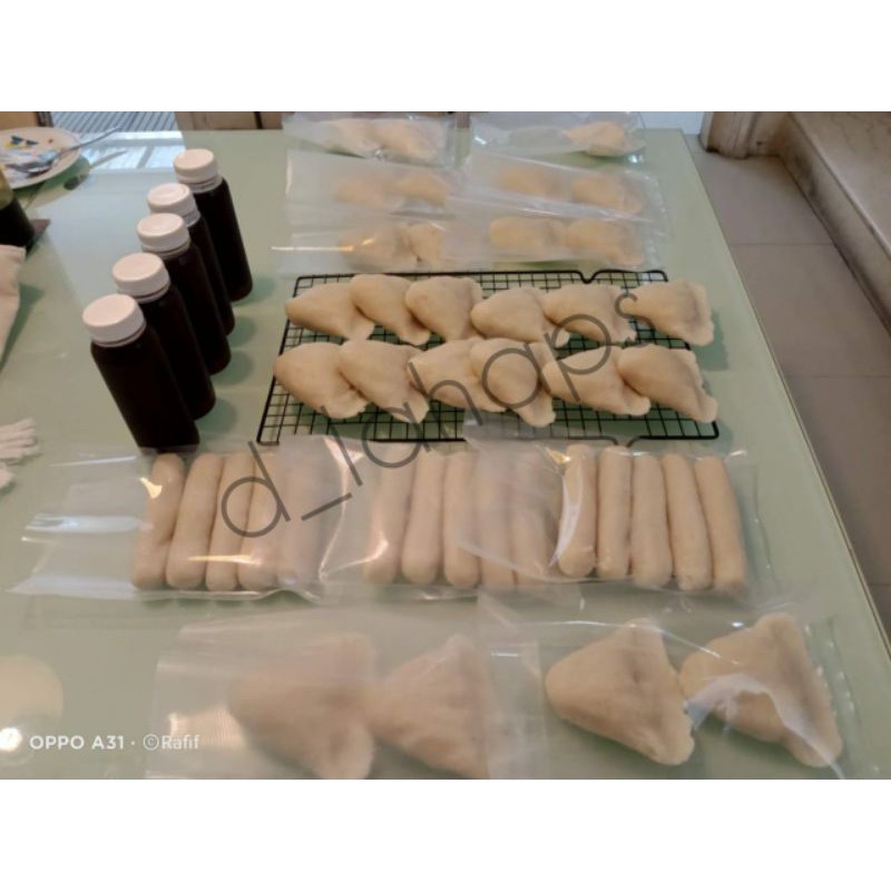 

PEMPEK PALEMBANG ASLI PREMIUM IKAN TENGGIRI