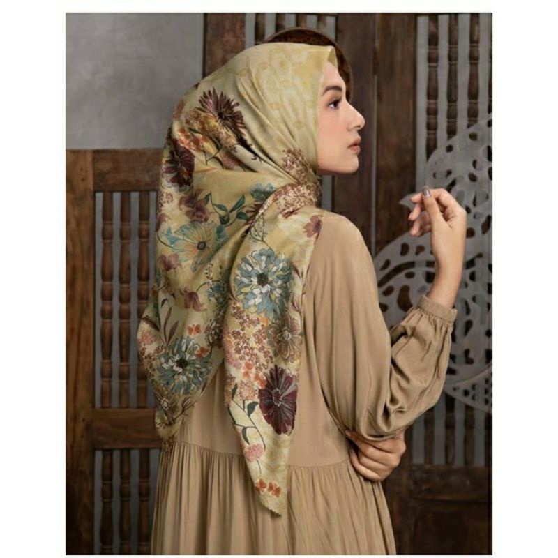 Sandhya scarf HL lemonade by heaven lights