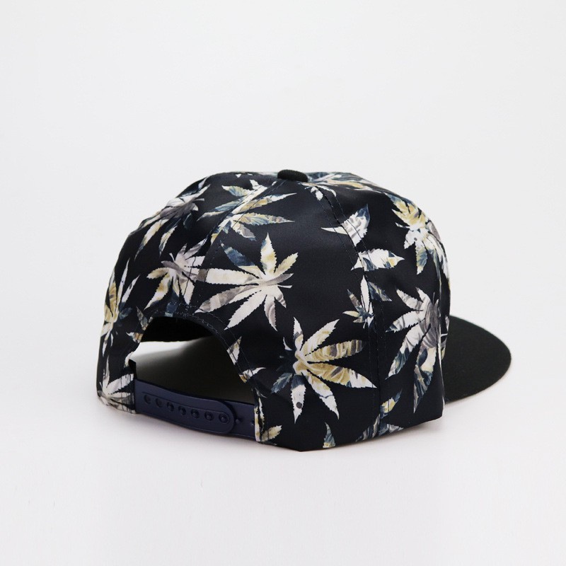 Topi Baseball Motif Daun Maple