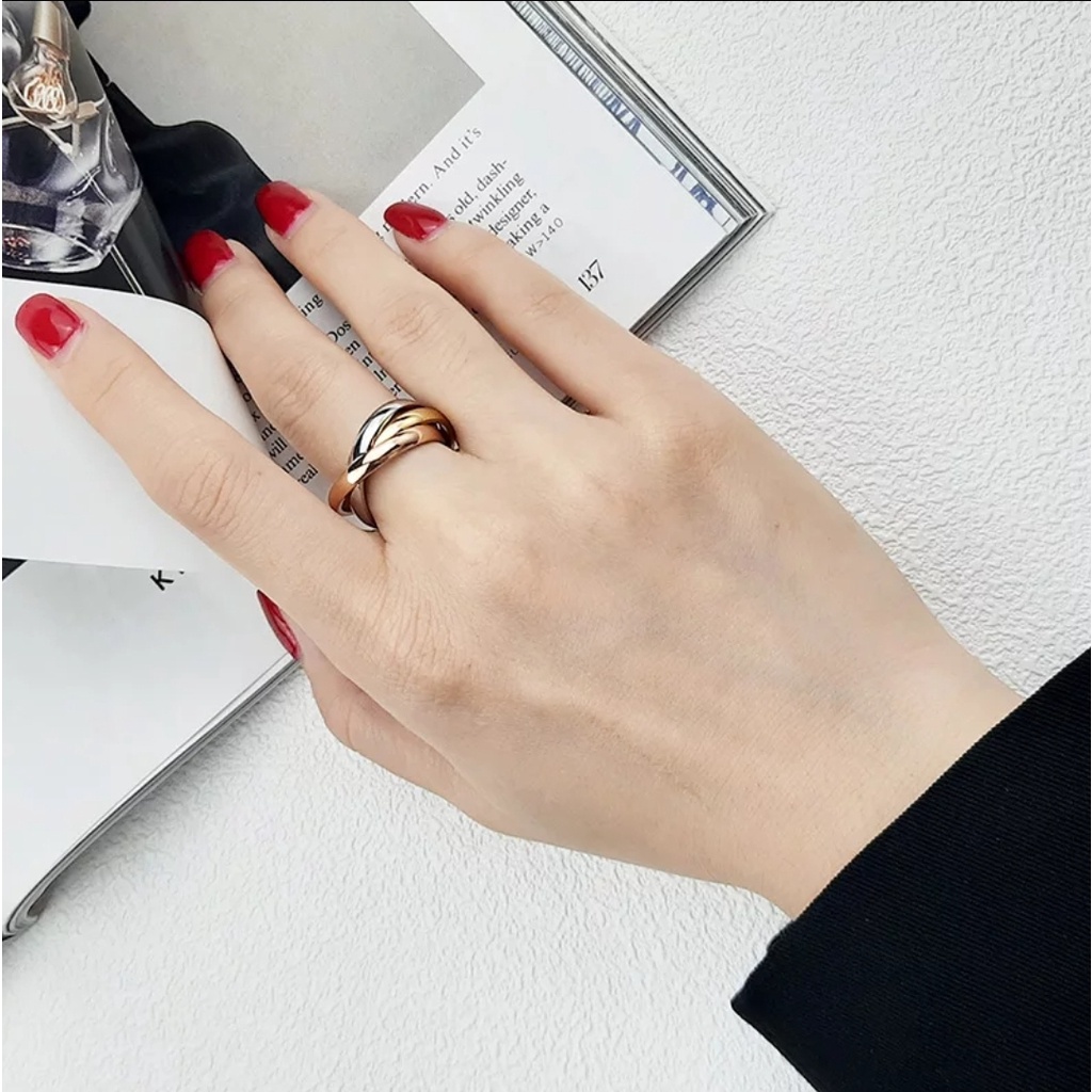 Cincin Titanium Model 3 Rings Kombinasi Warna Saling Bertautan