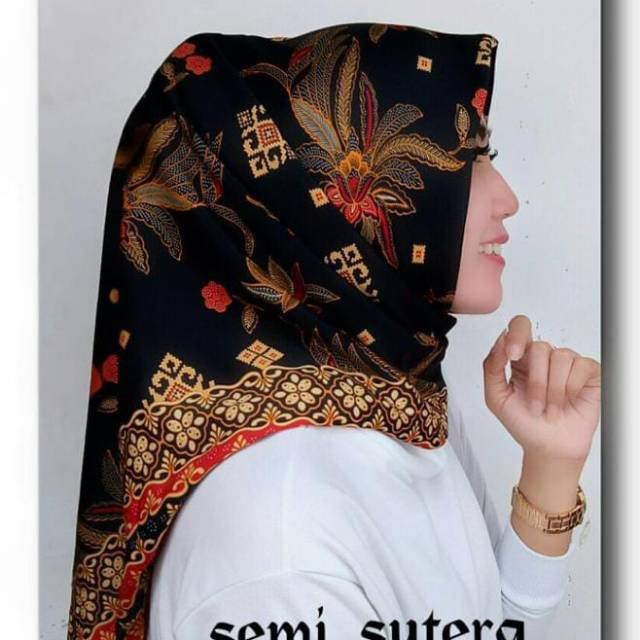 Hijab Batik Semi Sutra - Murah