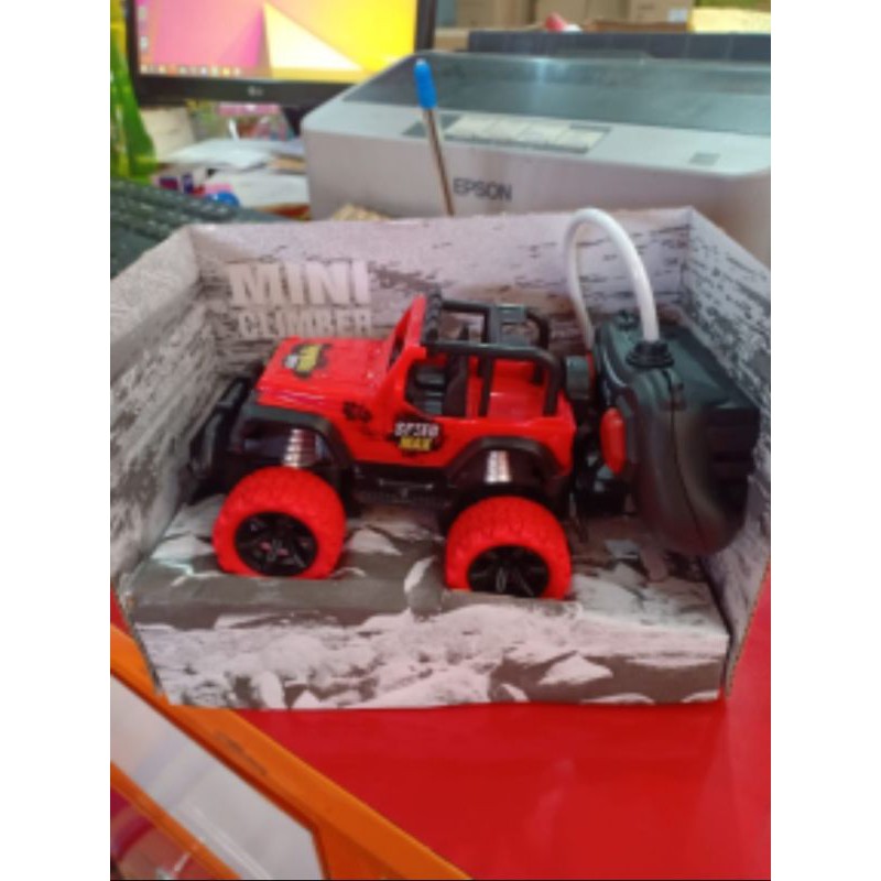 Mobil Remote Crawler Kecil Jeep