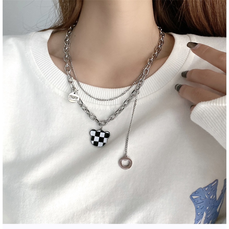Double-layer bear papan catur plaid sweater aksesoris in trendy hip-hop sweater chain wanita musim g