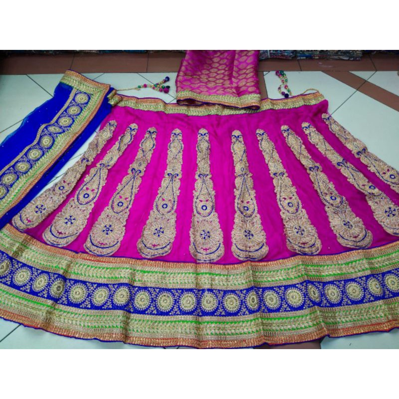 lehengga merak bludru / lengga merak / lehengga india / lehenga indai / baju india merak