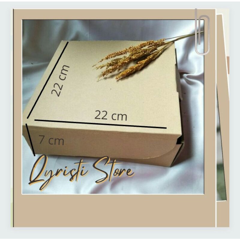 

KARDUS (22 x 22 x 7 cm) /KARDUS BOX /BOX GIFT