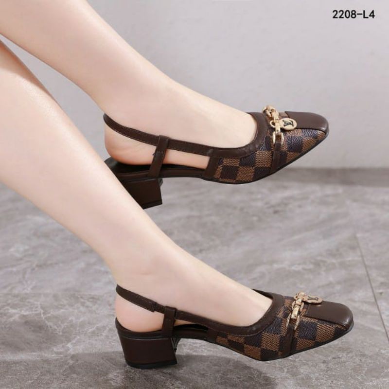 Louis Vuitton Heels #2208-L4