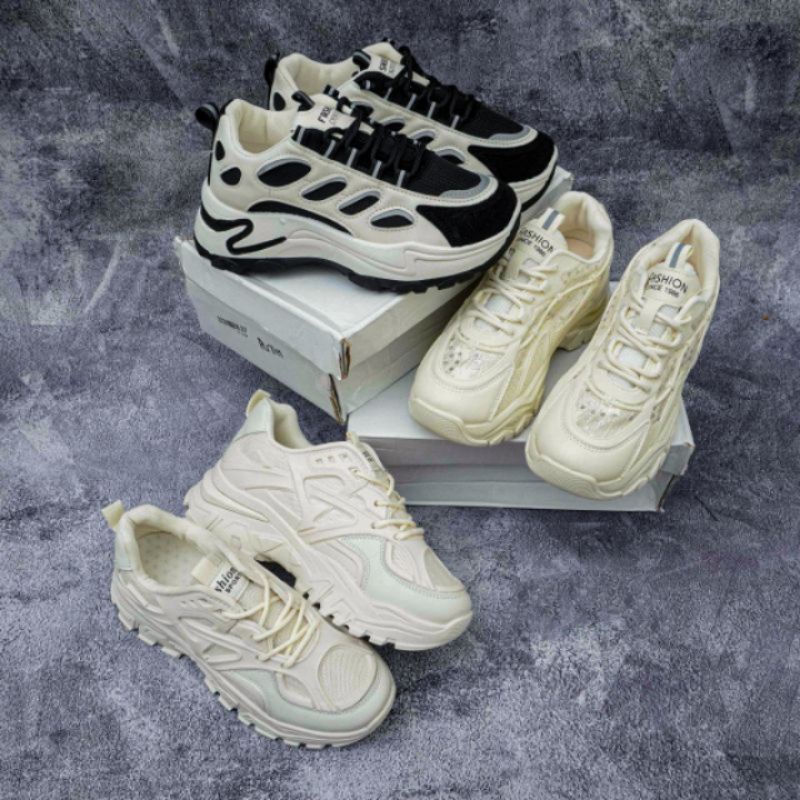 Sepatu Sneakers Wanita putih fashion sport wedges/Sepatu Wanita/Sepatu Sport