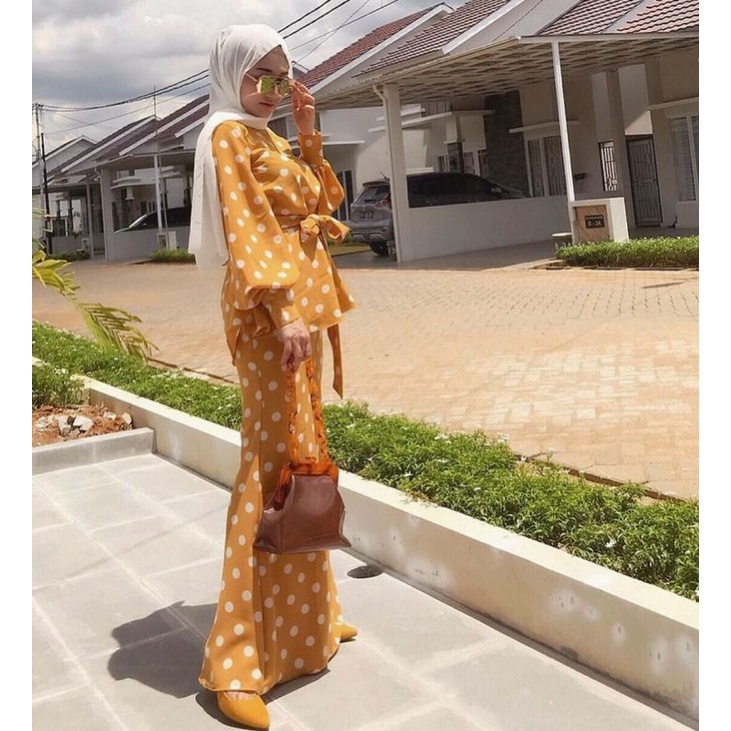 Kurung polka by kinara scarves